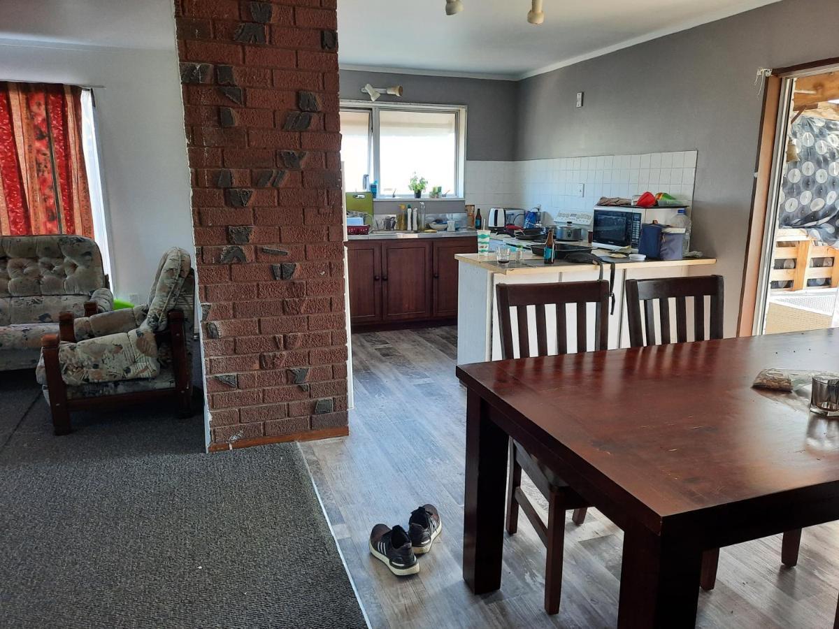 Papamoa Budget Accommodation Bagian luar foto