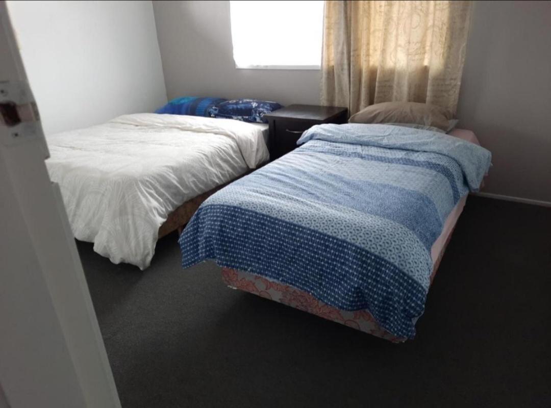 Papamoa Budget Accommodation Bagian luar foto